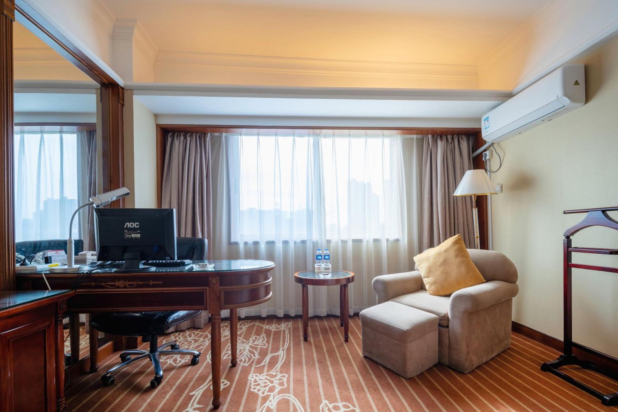 Sunshine Holiday Hotel Fuzhou Fuzhou  Exterior foto